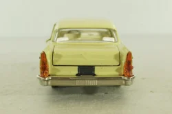 Газ-13 Чайка, бежевая,Тантал/Радон 1:43