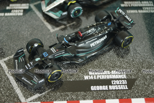 Mercedes AMG Petronas Set F1 4X W14 Team, Набор болидов Mercedes GP из 4х машин Формула 1 , BU38093-PACK, Bburago 1:43