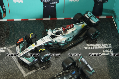 Mercedes AMG Petronas Set F1 4X W14 Team, Набор болидов Mercedes GP из 4х машин Формула 1 , BU38093-PACK, Bburago 1:43
