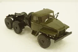 Урал-377С тягач хаки, АвтоИстория 1:43