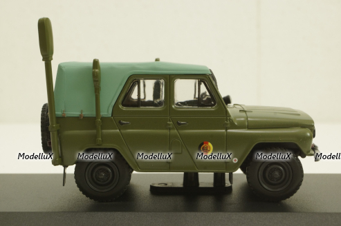 Уаз-469Б, Gelande-Funkstreifenwagen R1125, NVA 1975, CCC079, Cars&Co 1:43
