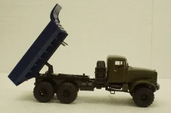 Краз-255Б самосвал, хаки/синий, 100893, АвтоИстория 1:43