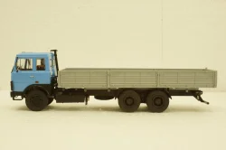 Маз-6303 бортовой 1985г, 100558, АвтоИстория 1:43