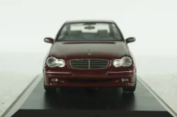 Mercedes C200 Elegance (W203), 2000 C-Klasse red, Schuco 1:43