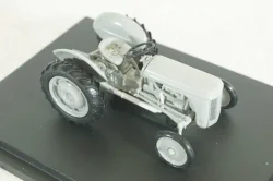 Feeguson TE-20, grey, 1947, Hachette 1:43