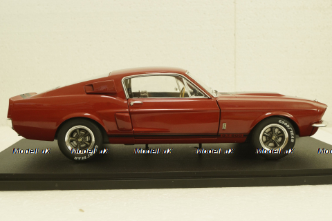 Shelby GT500 1967 red with black stripes, S1802909, Solido 1:18