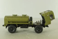 В1-АТА-1,8 на шасси Газ-66, хаки, Легендарные грузовики СССР №106, 1:43 №2