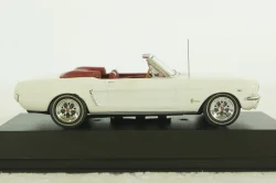 Ford Mustang Convertible 1965, white, T9-43012, Triple9 1:43 Уценка!