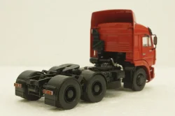 Камаз-6460 седельный тягач (со спойлером), красный, 102743, АвтоИстория 1:43