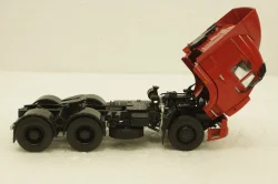 Камаз-6460 седельный тягач (со спойлером), красный, 102743, АвтоИстория 1:43
