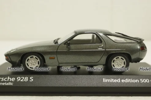 Porsche 928 S, 1978 grey metallic, 943068123, Minichamps 1:43