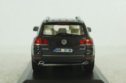 Volkswagen Touareg, dark grey, 7L0099300GPR7M, Minichamps 1:43