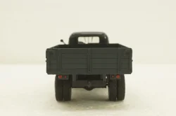 УралЗис-355М, зеленый, АвтоИстория 1:43