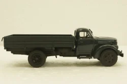 УралЗис-355М, зеленый, АвтоИстория 1:43