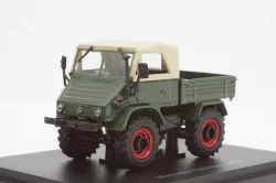 Mercedes Unimog 1972, Universal Hobbies 1:43