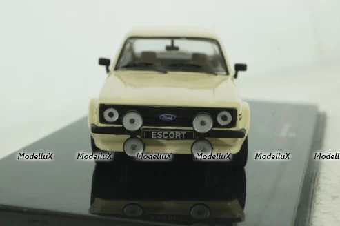 Ford Escort MK II 1976, beige, CLC538, IXO 1:43