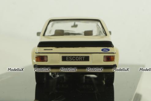 Ford Escort MK II 1976, beige, CLC538, IXO 1:43