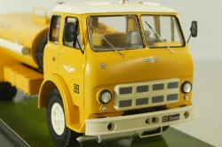 ТЗА-7,5(200) Аэрофлот, топливозаправщик на шасси Маз-500, TruckTyr 1:43