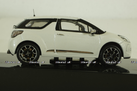 Citroen DS3 "Kenzo" 2010, white, MOC120, IXO 1:43