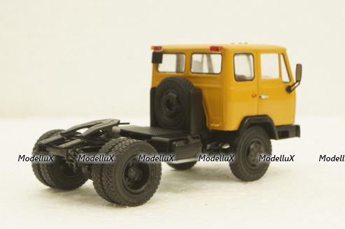 Каз-608В, оранжевый, АвтоИстория 1:43