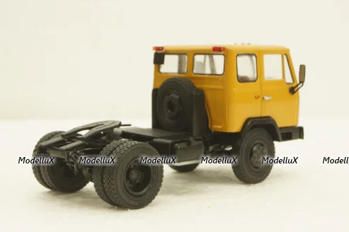 Каз-608В, оранжевый, АвтоИстория 1:43