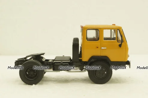 Каз-608В, оранжевый, АвтоИстория 1:43