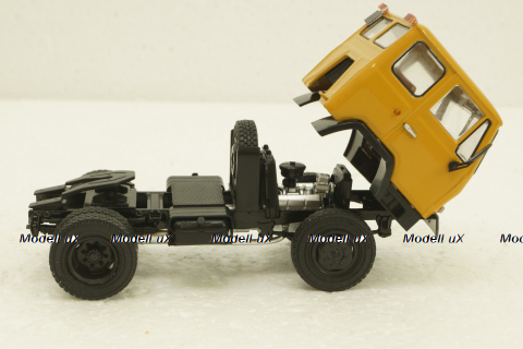 Каз-608В, оранжевый, АвтоИстория 1:43