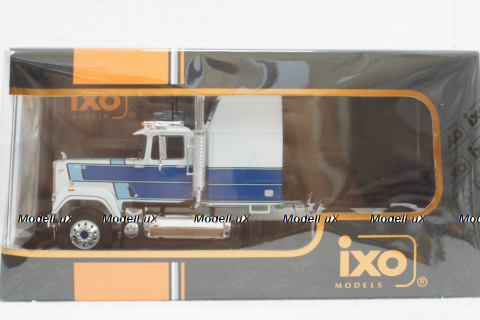Mack Superliner Magnum, white/blue, big sleeper, 1985, TR165.22, IXO 1:43