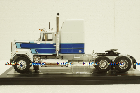 Mack Superliner Magnum, white/blue, big sleeper, 1985, TR165.22, IXO 1:43