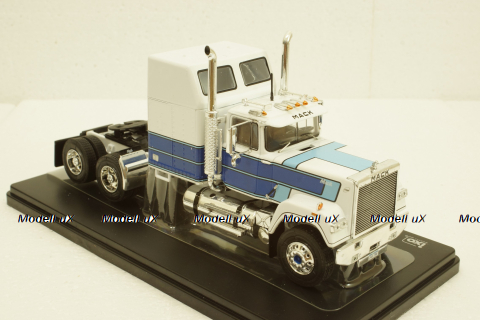 Mack Superliner Magnum, white/blue, big sleeper, 1985, TR165.22, IXO 1:43