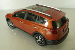 Toyota RAV4 2012, orange, Paudi 1:18