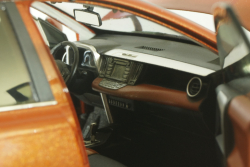 Toyota RAV4 2012, orange, Paudi 1:18