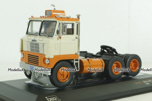 White 7400 1960 beige, TR188 , IXO 1:43 Уценка!