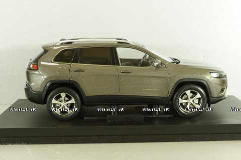 Jeep Cherokee 2019, grey, Paudi 1:18