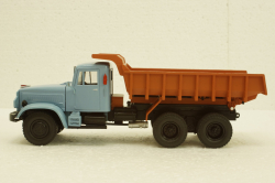 Краз-222Б самосвал, 1963г, голубой/оранжевый, Н770, Наш Автопром 1:43