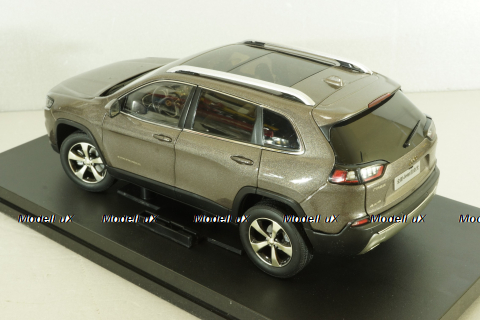 Jeep Cherokee 2019, grey, Paudi 1:18