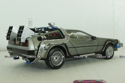 Delorean DMC 12 Time Machine with Mr. Fusion, Back To The Future, BCJ97, HotWheels Elite 1:18 