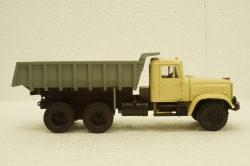 Краз-256Б1 самосвал 1987г, бежевый/серый, Н773, Наш Автопром 1:43
