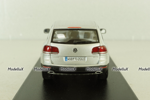 Volkswagen Touareg V10 TDI 2003, Silver, Minichamps 1:43