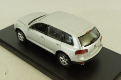 Volkswagen Touareg V10 TDI 2003, Silver, Minichamps 1:43