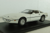 Chevrolet Corvette C4 1986 white, 71243, AutoArt 1:18