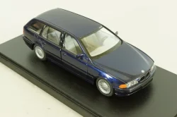 BMW 520i Touring (E39) 1995, dark blue, Schuco 1:43