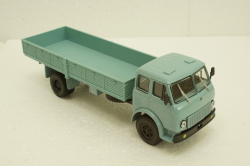 Маз-500Г грузовик с удлиненной базой, бортовой 1967, голубой, Н215, Наш Автопром 1:43
