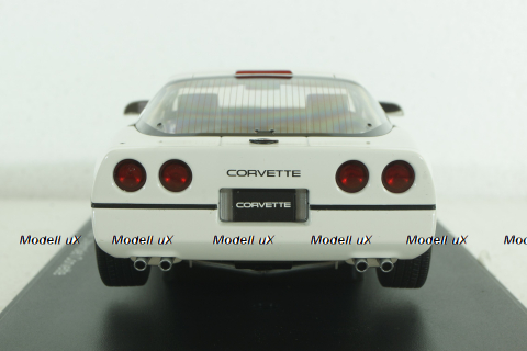Chevrolet Corvette C4 1986 white, 71243, AutoArt 1:18