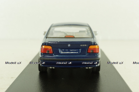 BMW 528i sedan (E39) 1995 blue, Schuco 1:43