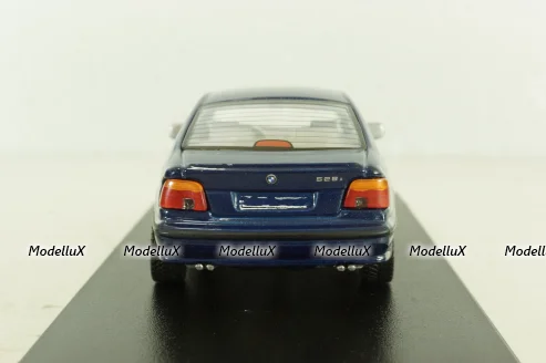 BMW 528i sedan (E39) 1995 blue, Schuco 1:43