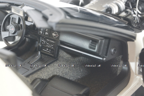 Chevrolet Corvette C4 1986 white, 71243, AutoArt 1:18