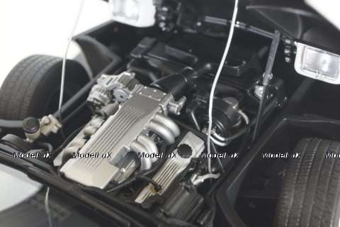 Chevrolet Corvette C4 1986 white, 71243, AutoArt 1:18