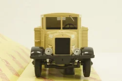 ЯГ-4 бежевый, Наш Автопром 1:43
