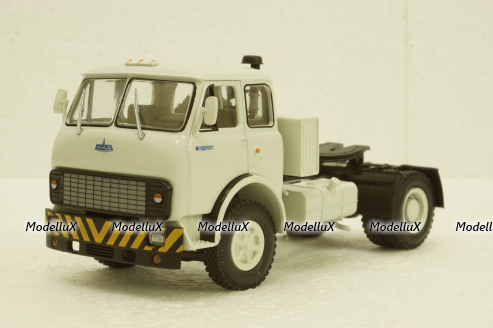 Маз-5428 тягач 1977г, серый, Н700, Наш Автопром 1:43
